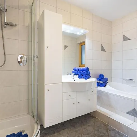 度假居 Bergsonnhof 耶岑斯