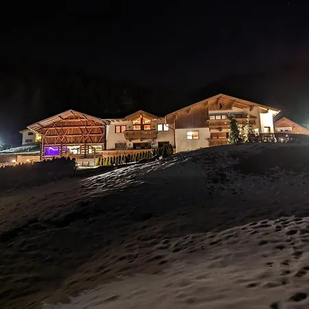 Bergsonnhof 耶岑斯