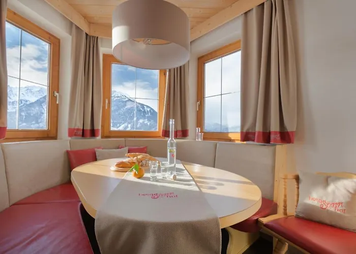 度假居 Bergsonnhof 耶岑斯